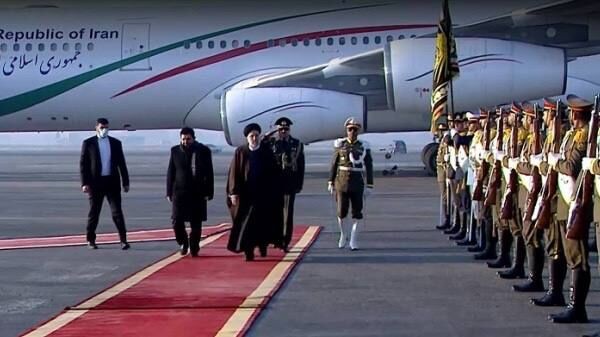 آیتالله رئیسی به تهران بازگشت