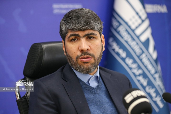 تلاش دولت برای جذب نیروی انسانی دستگاه‌ها از مسیر نخبگانی/جذب ۲۰۰ نخبه تاکنون