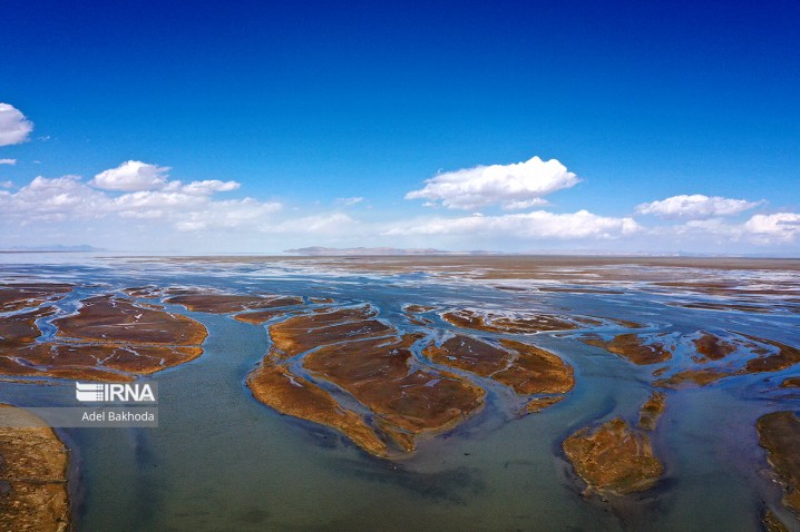 حیات در رگ‌های دریاچه ارومیه؛ با برداشت‌ غیرمجاز آب در مسیر برخورد می‌شود