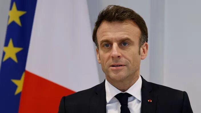 مکرون صنایع دفاعی را به پذیرش ریسک بیشتر در اقتصاد جنگ فرامیخواند