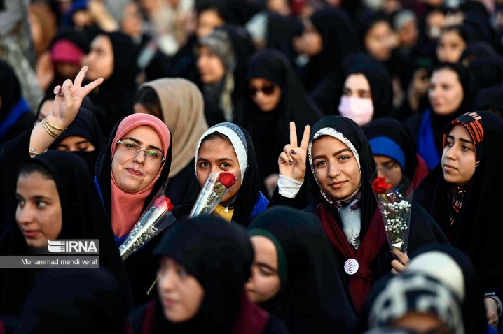 آفتاب علم‌آموزی بر سه میلیون و ۲۰۰ هزار دانشجو دمید/مصمم‌تر در راه کسب دانش