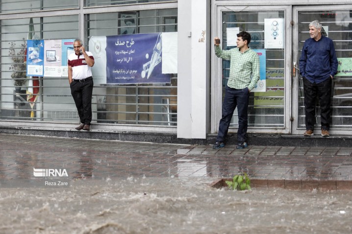 رگبار باران، وزش باد و کاهش دما در برخی مناطق کشور