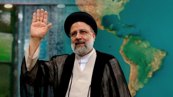 تحلیلگر ونزوئلایی: سفر رئیس‌جمهوری ایران به آمریکای لاتین نشان از افول هژمونی آمریکا است