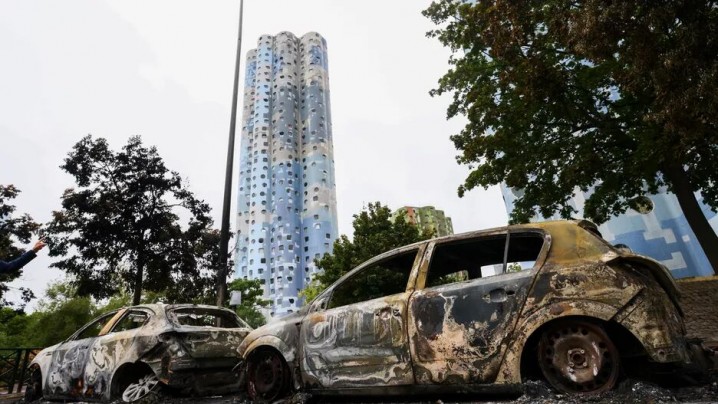 هفتمین شب ناآرام فرانسه؛ ۷۲ بازداشتی و ۱۵۹ خودروی سوخته