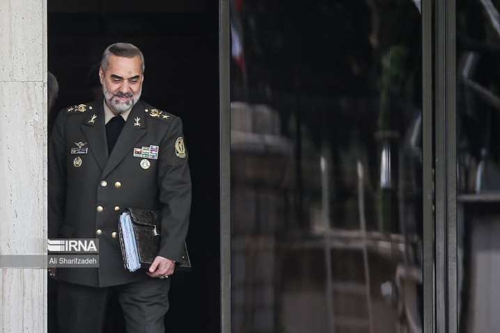 وزیر دفاع: تمامیت ارضی کشورها مورد احترام است اما دفاع از امنیت محدودیت ندارد