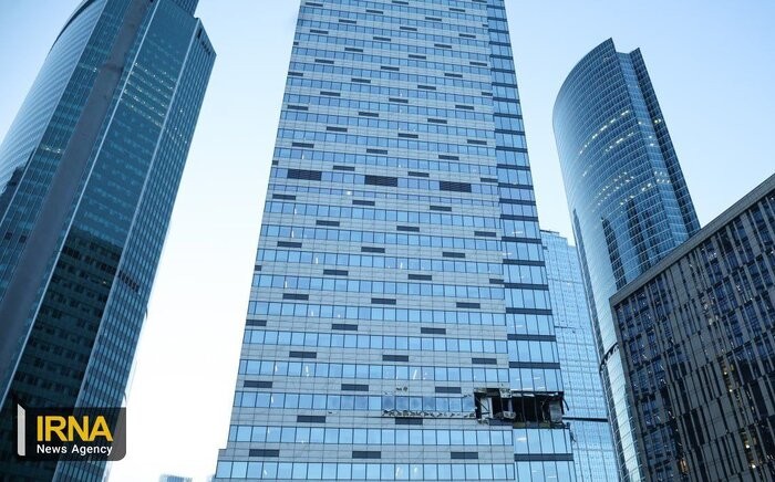 صدای مهیب در آسمان مسکو و سرنگونی دو پهپاد/ توقف پروازها در فرودگاه ونوکووا 