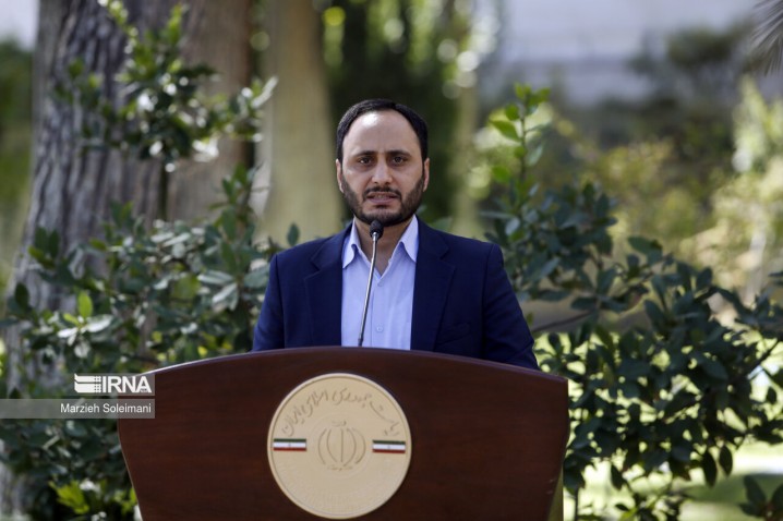 آیین‌نامه دولت برای رقابتی‌کردن انتخابات/ کاندیداها از امکانات عمومی یکسان برخوردار می‌شوند