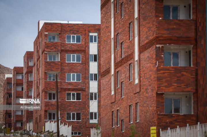 ۵۵۰ هزار واحد نهضت ملی مسکن تحویل متقاضیان شده است