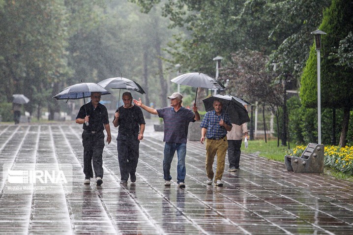 بارش‌های رگباری در ۳ روز آینده در جنوب کشور/ تداوم بارش در ۱۰ استان