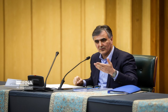 فرزین: امسال حذف ۴ صفر از پول ملی را دنبال می‌کنیم 