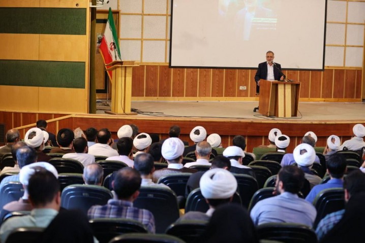 زاکانی در قم: قوی‌ترین وزیرم، وزیر آموزش و پرورش خواهد بود