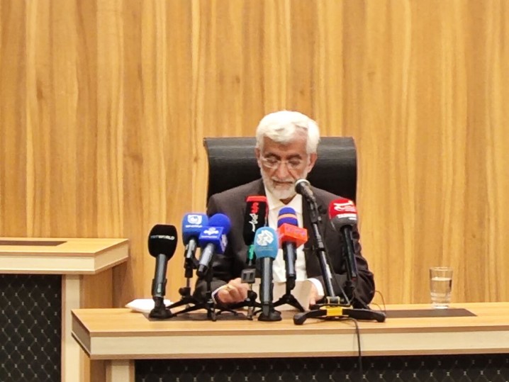 باید از دانشگاه‌ها برای حل مشکلات کمک گرفت٫ دنیا را نباید به دو سه کشور محدود کنیم