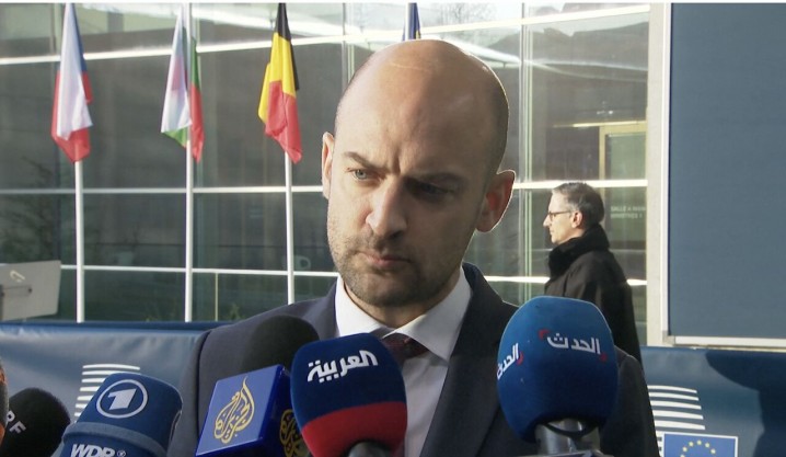 فرانسه با اصرار بر مواضع نسنجیده: تحریمها علیه ایران را تشدید میکنیم