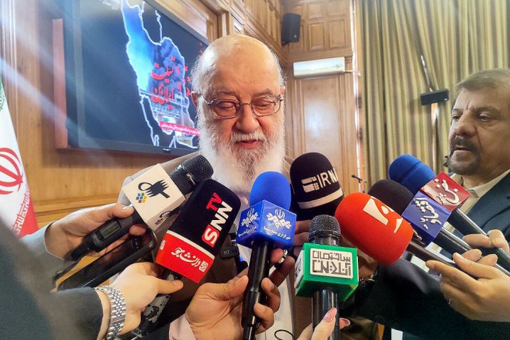 بررسی حقوقی استفسار از مجلس برای ادامه کار شهردار تهران