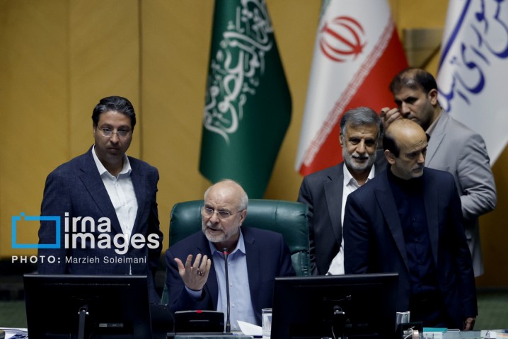 قالیباف: شورای عالی امنیت ملی به صورت مکتوب اعلام کرده قانون حجاب ابلاغ نشود