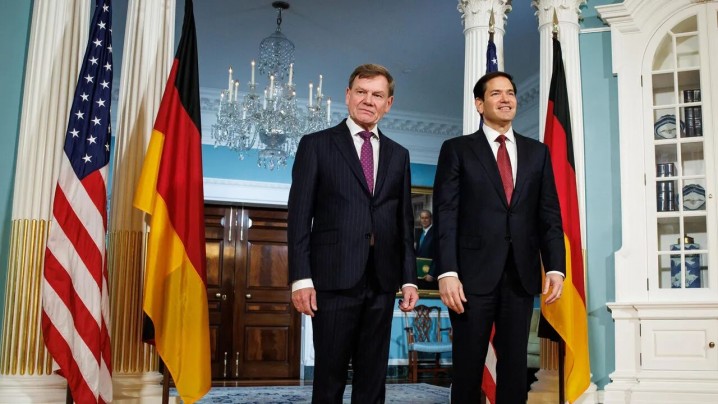 گفت‌وگوی وزیران خارجه آمریکا و آلمان درباره ایران، چین و جنگ اوکراین