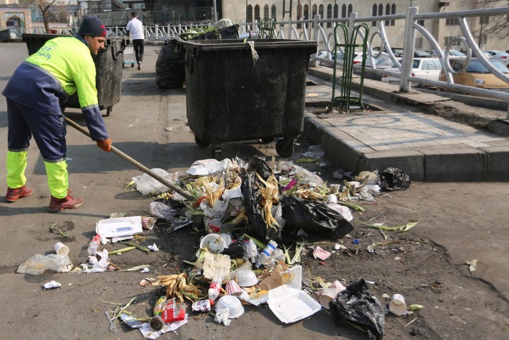 زباله‌ها؛ میهمان همیشگی مخازن در پایتخت؟