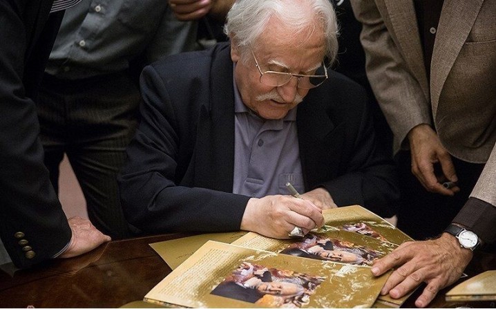 فرشچیان یکی از نوادر نگارگری معاصر بود/ توجه به حوزه هنرهای دینی و آیینی