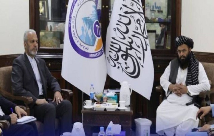 افغانستان و ایران بر گسترش همکاریهای اقتصادی و تقویت روابط دوجانبه تاکید کردند