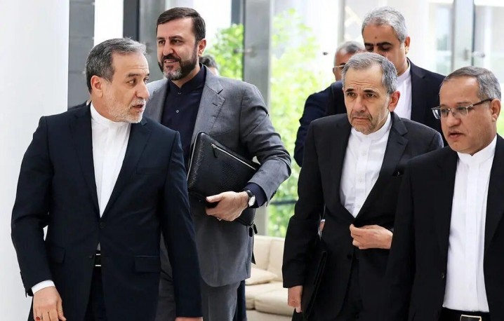 حفظ توانمندی هسته‌ای و آمادگی برای مذاکره؛ نسخه مطلوب تهران/ خروج از NPT هزینه‌زا است