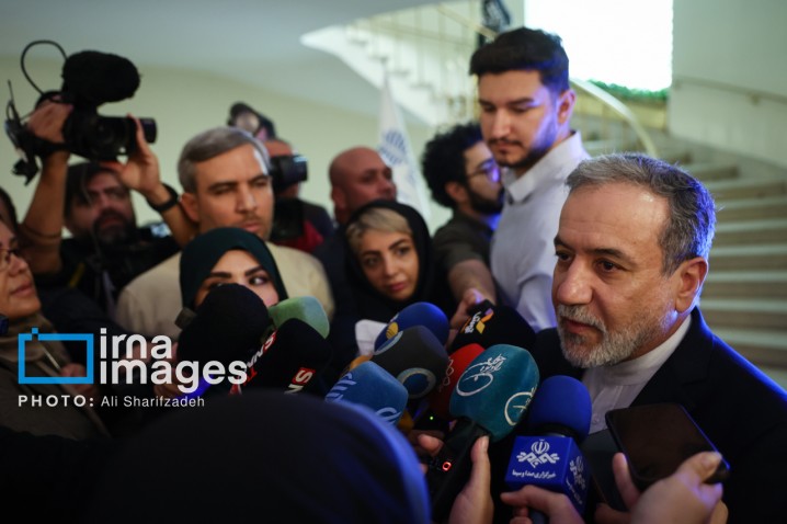 وزیر خارجه: در مذاکره با آمریکا، مهم‌تر از میانجی، اراده طرف مقابل برای مذاکره برابر است