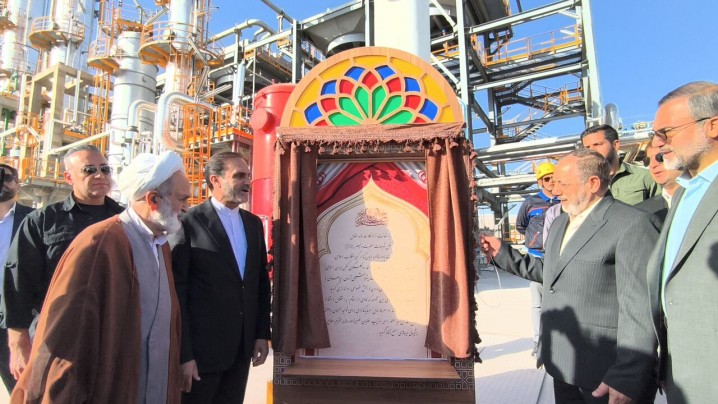 خط تولید ایزوپروپانول در پتروشیمی آرمان سپاهان آغاز به کار کرد