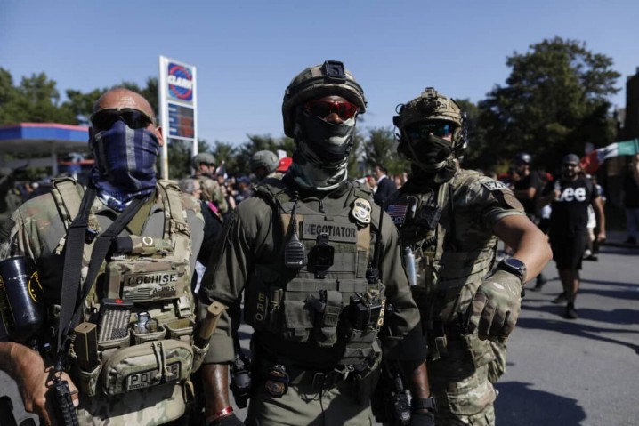 ترامپ دستور اعزام ۳۰۰ نیروی گارد ملی به شیکاگو را صادر کرد