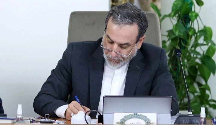 عراقچی: اقتدار امروز ایران وامدار مجاهدت‌ نیروهای مسلح جان‌برکف است