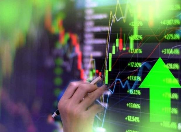 بازی نابرابر شاخص کل؛ صعود به کمک بزرگان، اصلاح بر دوش کوچکترها