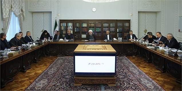 تلاش‌ها بر تک‌رقمی کردن نرخ بیکاری در کوتاه مدت متمرکز شود