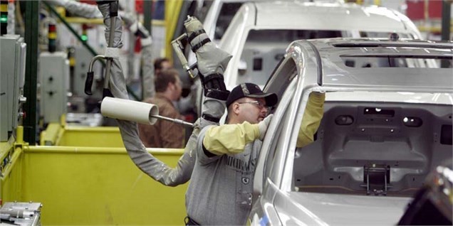 خودروسازان موظف به پرداخت سود انصراف شدند