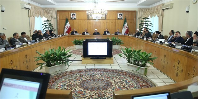 موشک‌های ما دفاعی است و از کسی برای قدرت دفاعی خود اجازه نمی‌گیریم