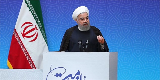 عده‌ای قلیل به ناحق تریبون‌های بزرگ را در اختیار دارند اما ملت ما بزرگ‌تر است