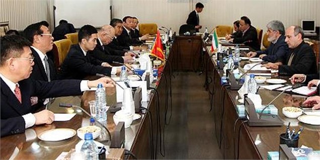 یک مقام چینی:استفاده از ارزهای ملی منجربه توسعه دادوستدهای چین و ایران می شود