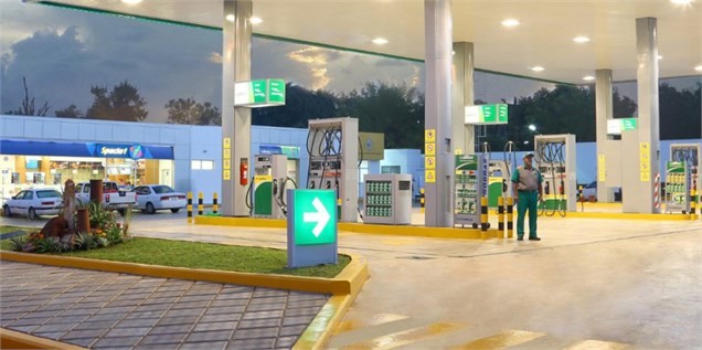 قیمت بنزین ۱۵۰۰ و قیمت گازوئیل ۴۰۰ تومان می‌شود