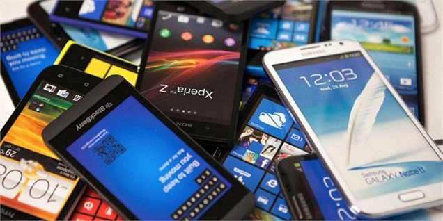 ۵۰ درصد بازار موبایل در دست سامسونگ است/ چرا این برند کامل رجیستر نشد؟