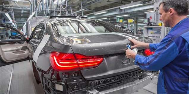 تصمیمات ارزی بازار خودرو را به چه سمتی می‌برد؟