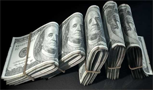 پس از ۲ هفته افزایش، دلار جهانی در سراشیبی قرار گرفت