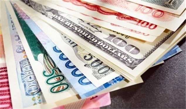 تسهیل ورود ارز به کشور از یک ماه قبل/ بانکها هم اسکناس دلار وارد می‌کنند