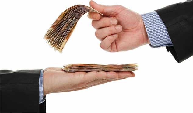 افزایش ۸۰۰ هزار تومانی حقوق کارگران منتفی است/ جبران کاهش قدرت خرید کارگران با بن کارت