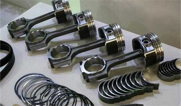 فرصت ۲۰ روزه به ۲ خودروساز بزرگ برای ترخیص ۳۰۰۰ کانتینر قطعات از گمرک