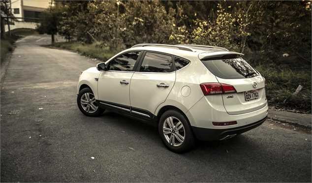 مقایسه BYD S6 و جک S5 اتوماتیک + مشخصات فنی