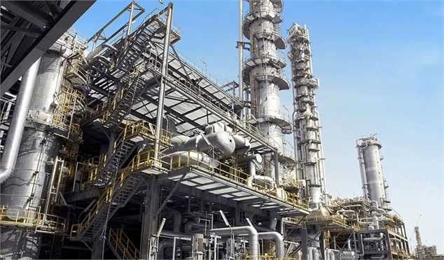 ناهماهنگی وزارت نفت در راه اندازی 17 طرح پتروشیمی