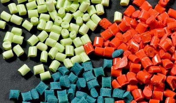 اختلاف ۶۰ دلاری قیمت BL3 ایران و خاورمیانه