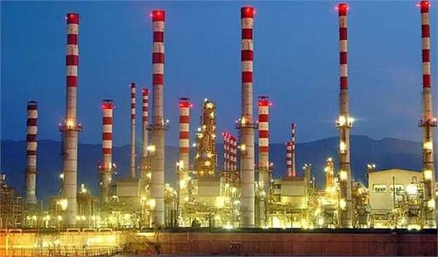 تولید «فروردین» محصولات پلی‌اتیلن ترفتالات از مرز ۱۰۷ هزار تن گذشت