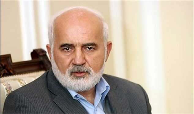 پیشنهاد احمد توکلی به مسئولان: تمام مقامات در سال جدید دریافتی خود را بین ۵ تا ۳۰ درصد کاهش دهند