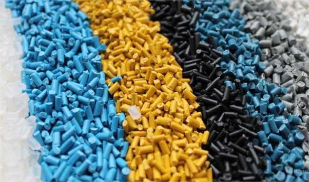 دو سوم ظرفیت صنایع پلیمری خالیست