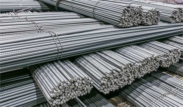 ادامه کاهش نرخ مقاطع طویل فولادی در بورس‌کالا/ میلگرد در کانال ۲۴‌هزار تومانی