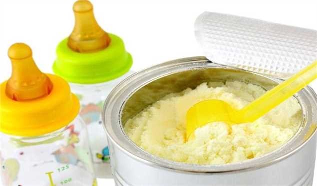 تخصیص ارز به واردات مواد اولیه شیرخشک نوزاد/ ظرفیت تولید ۱۱۷ میلیون قوطی را داریم