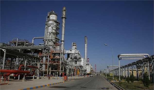 تولید ۱۵ میلیون لیتری بنزین در پالایشگاه آبادان